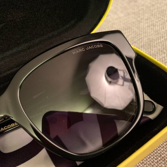 Marc Jacobs MARC 734/F/S in color code 807/9O Black NWTs - Picture 10 of 10